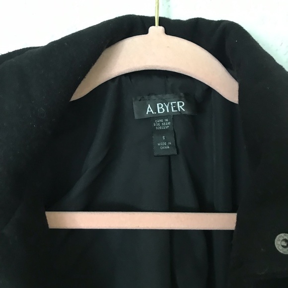 Winter jacket - Picture 3 of 4